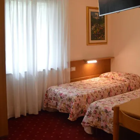 Hotel Stella Alpina Bellamonte Room photo